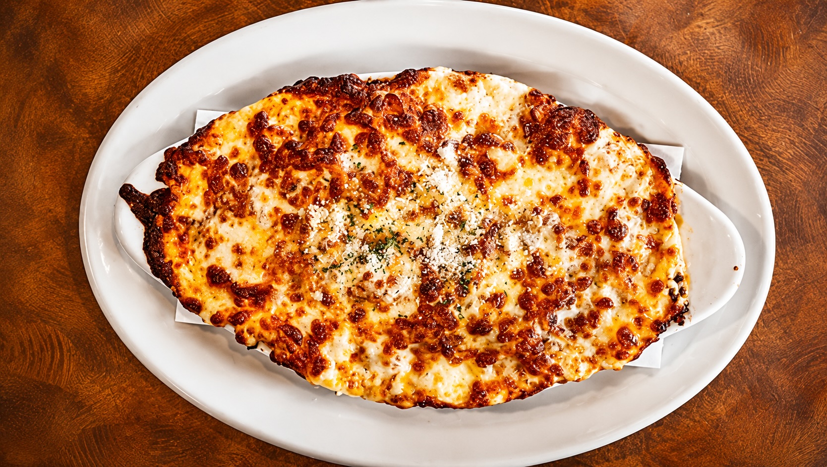Baked lasagna with meat sauce
